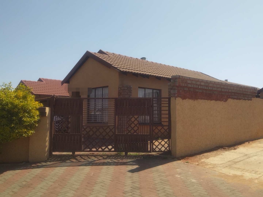 3 Bedroom Property for Sale in Soshanguve VV Gauteng