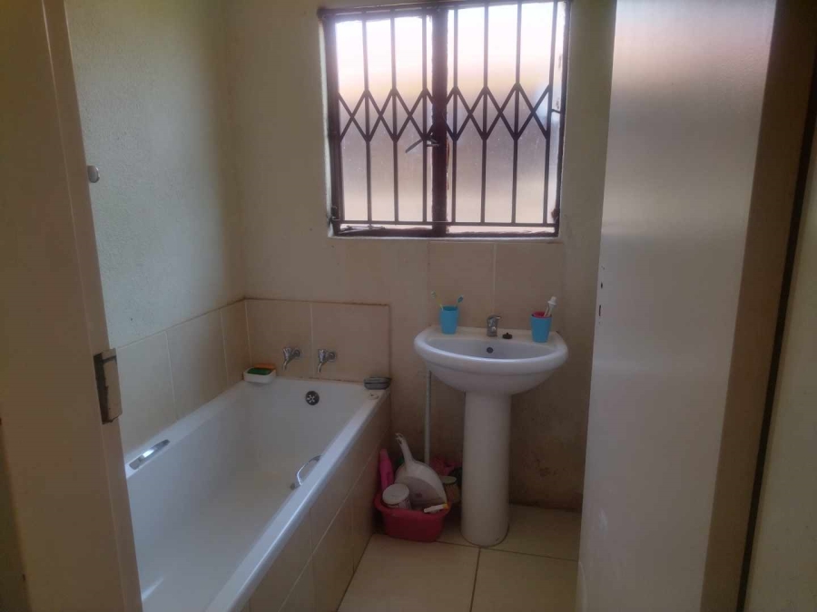 3 Bedroom Property for Sale in Soshanguve VV Gauteng
