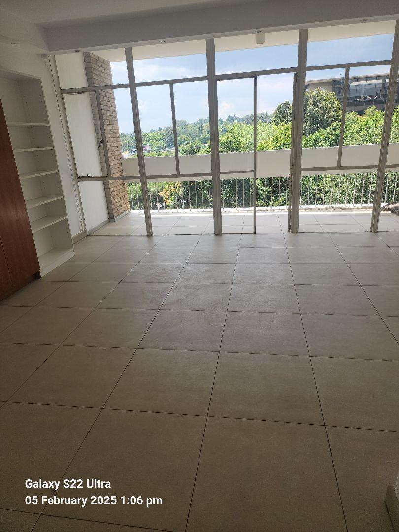 1 Bedroom Property for Sale in Parktown Gauteng