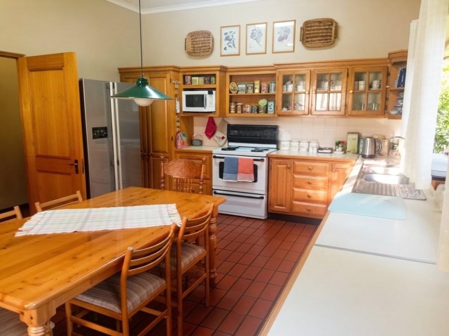 4 Bedroom Property for Sale in Ninapark Gauteng