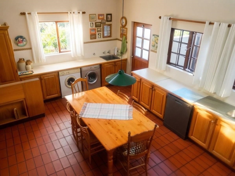 4 Bedroom Property for Sale in Ninapark Gauteng