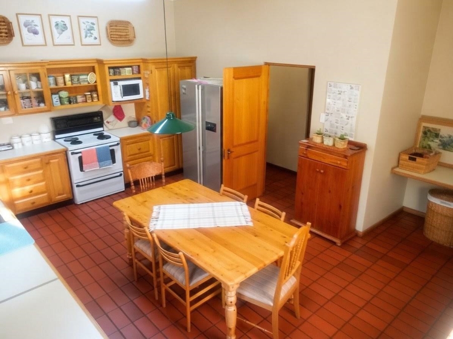 4 Bedroom Property for Sale in Ninapark Gauteng