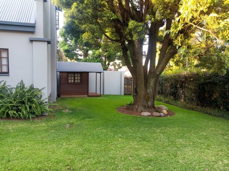 4 Bedroom Property for Sale in Ninapark Gauteng