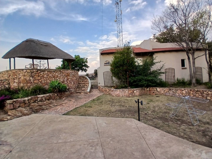 7 Bedroom Property for Sale in Helderkruin Gauteng