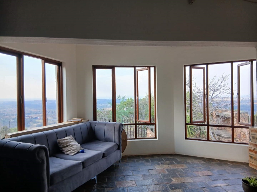 7 Bedroom Property for Sale in Helderkruin Gauteng