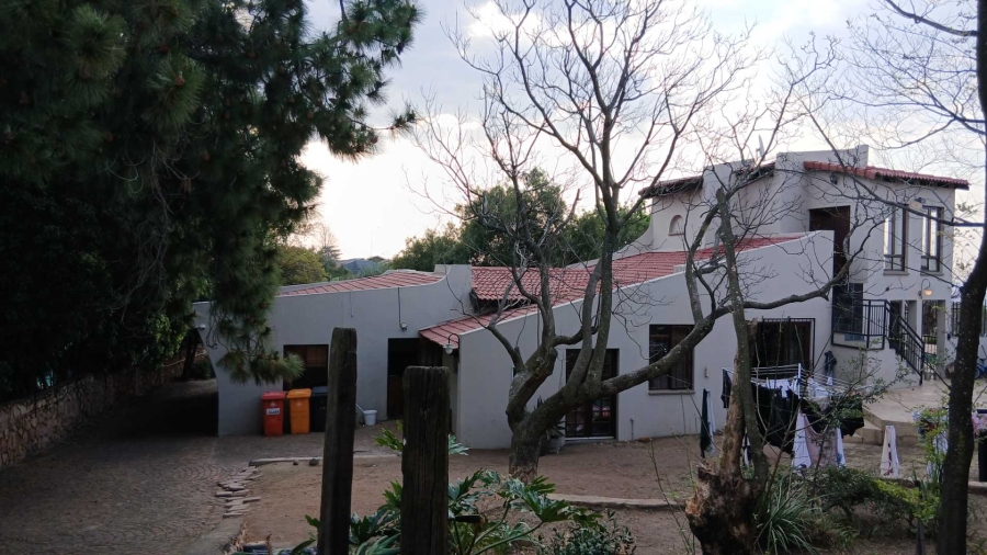 7 Bedroom Property for Sale in Helderkruin Gauteng