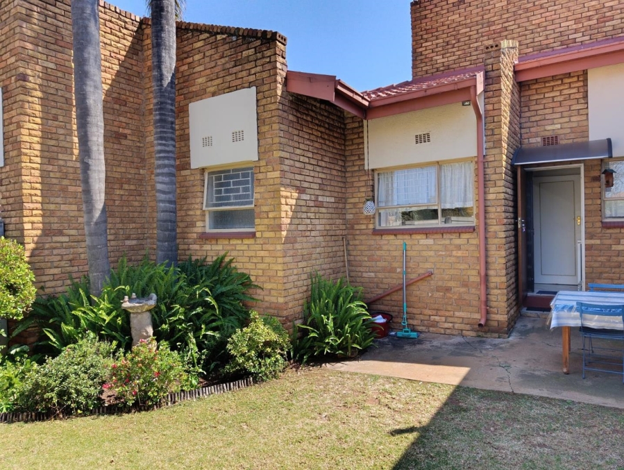 To Let 3 Bedroom Property for Rent in Terenure Gauteng