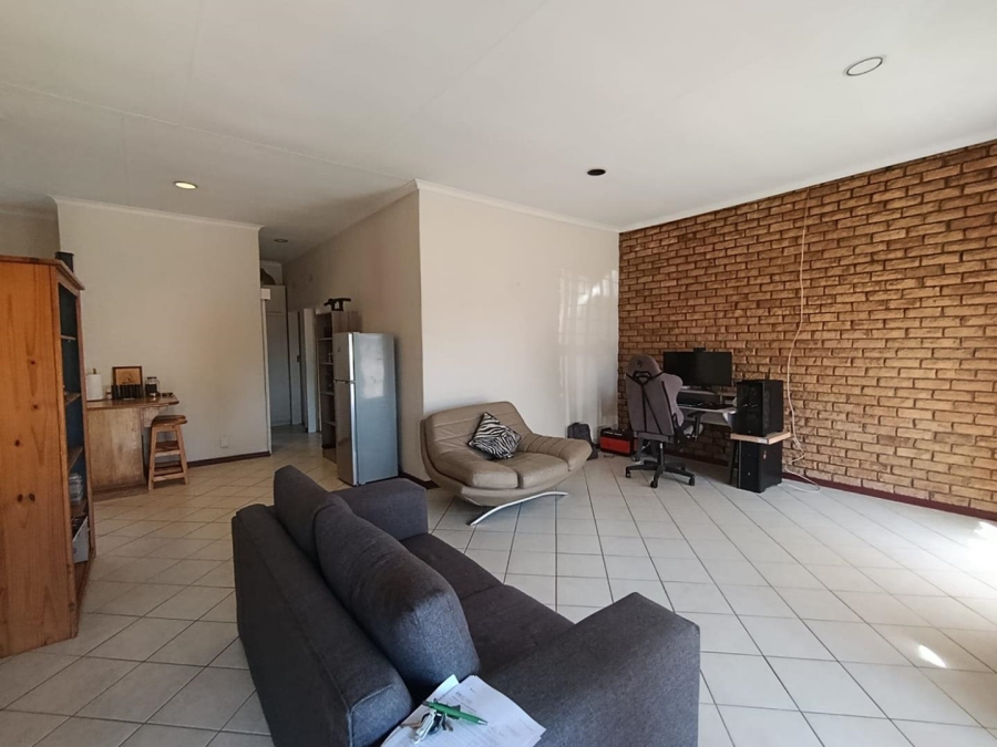 To Let 3 Bedroom Property for Rent in Terenure Gauteng