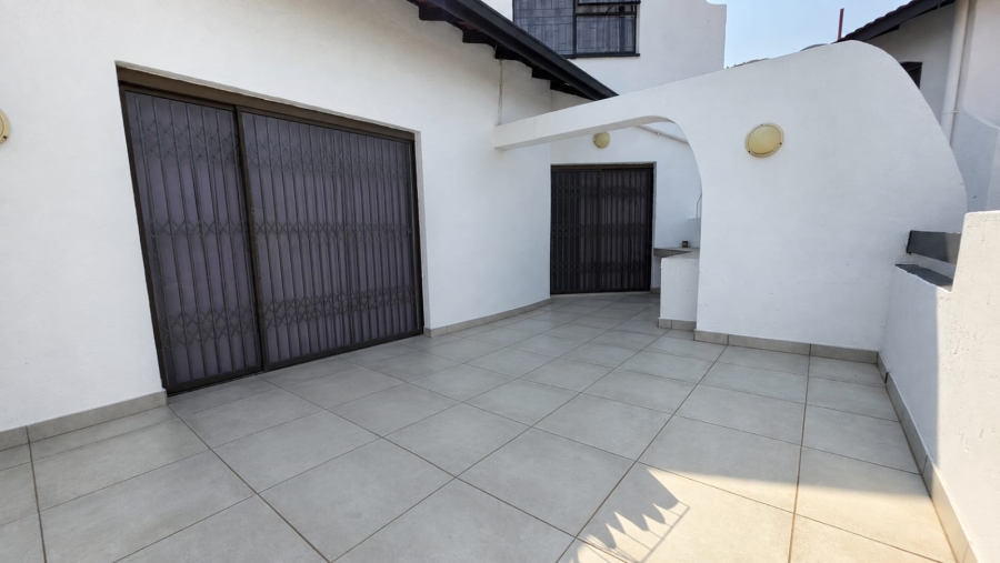4 Bedroom Property for Sale in Bruma Gauteng