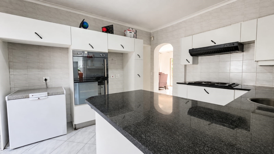 4 Bedroom Property for Sale in Bruma Gauteng