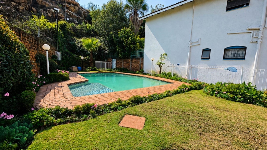4 Bedroom Property for Sale in Bruma Gauteng