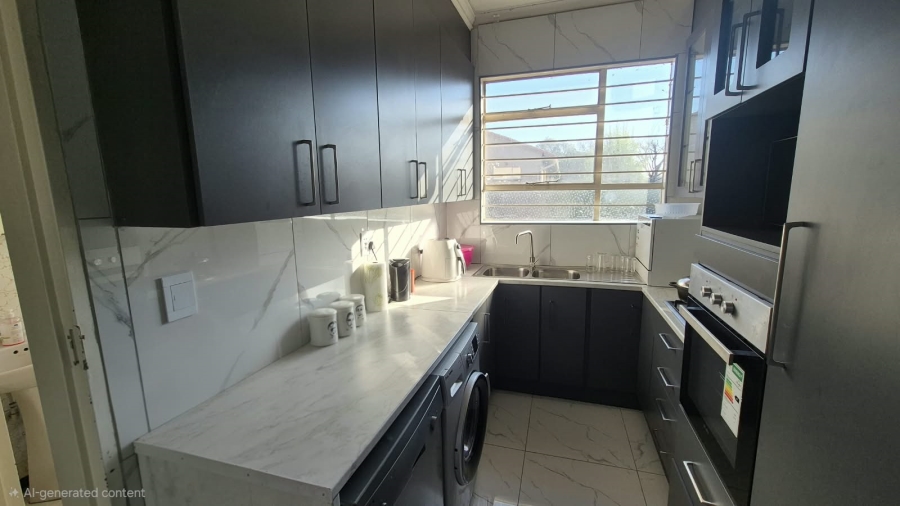 2 Bedroom Property for Sale in Brackenhurst Gauteng
