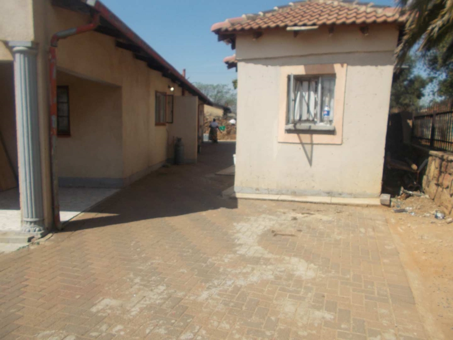4 Bedroom Property for Sale in Palm Ridge Gauteng