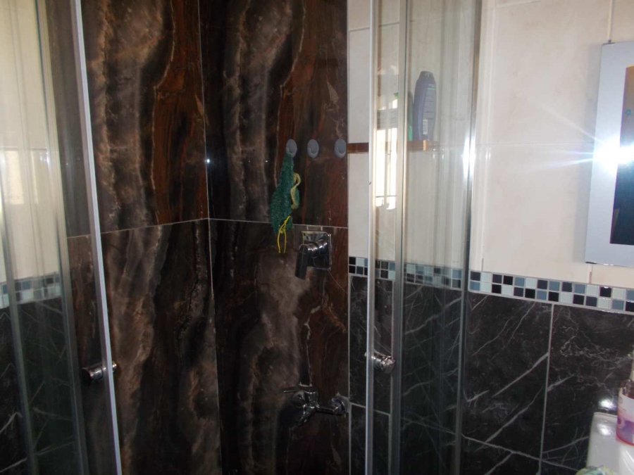 4 Bedroom Property for Sale in Palm Ridge Gauteng