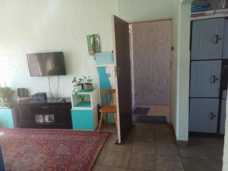 2 Bedroom Property for Sale in Townsview Gauteng