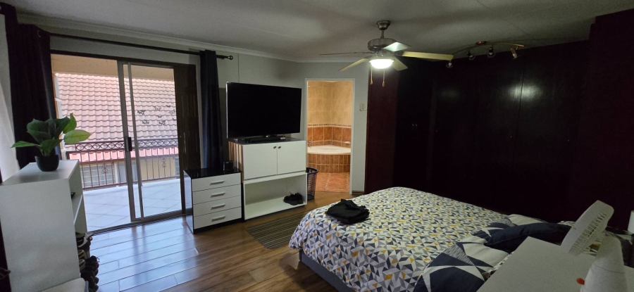 4 Bedroom Property for Sale in Barbeque Downs Gauteng