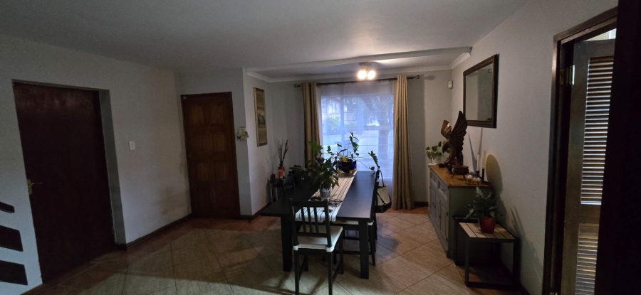 4 Bedroom Property for Sale in Barbeque Downs Gauteng