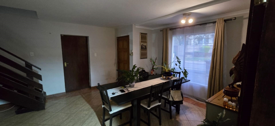 4 Bedroom Property for Sale in Barbeque Downs Gauteng