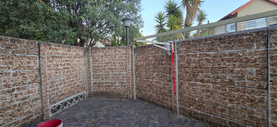 4 Bedroom Property for Sale in Barbeque Downs Gauteng