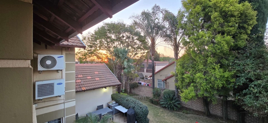 4 Bedroom Property for Sale in Barbeque Downs Gauteng