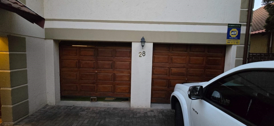 4 Bedroom Property for Sale in Barbeque Downs Gauteng