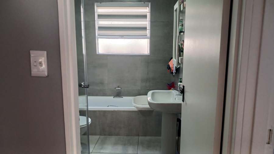 2 Bedroom Property for Sale in Van Dyk Park Gauteng