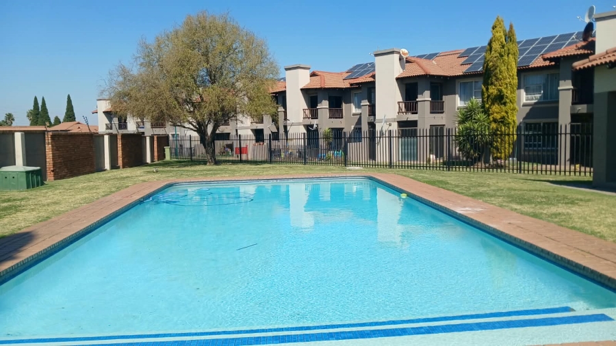2 Bedroom Property for Sale in Van Dyk Park Gauteng