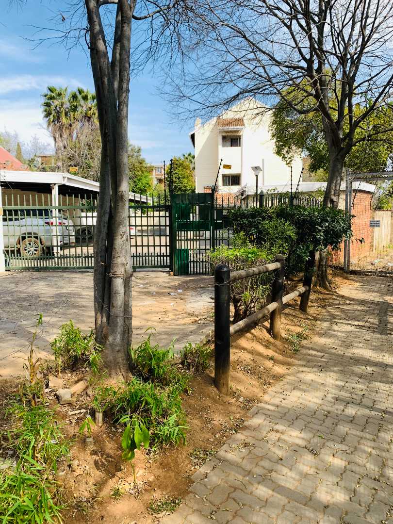 2 Bedroom Property for Sale in Sunnyside Gauteng