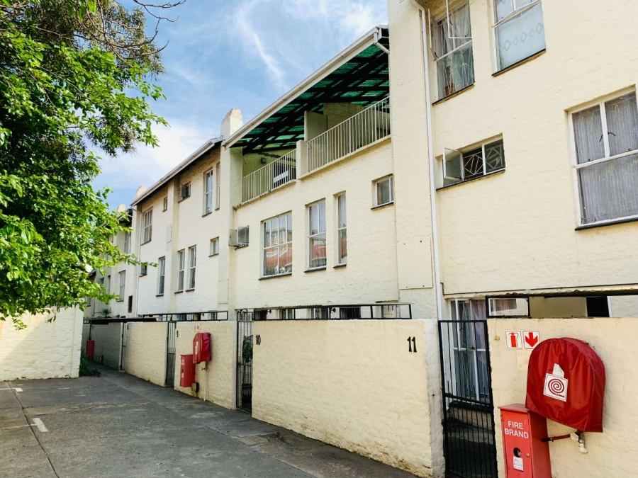 2 Bedroom Property for Sale in Sunnyside Gauteng