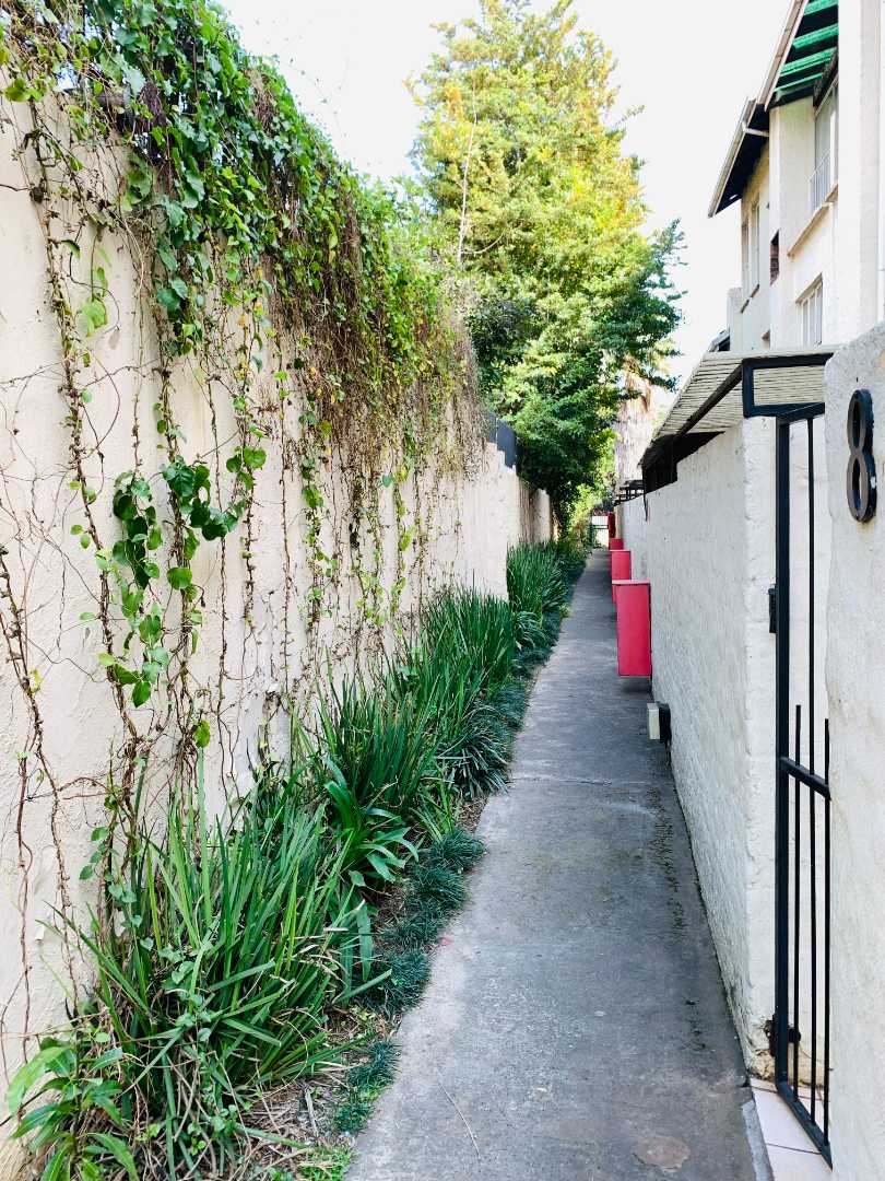 2 Bedroom Property for Sale in Sunnyside Gauteng