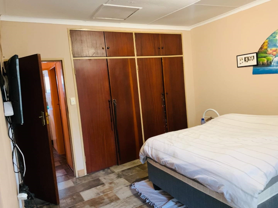 2 Bedroom Property for Sale in Sunnyside Gauteng