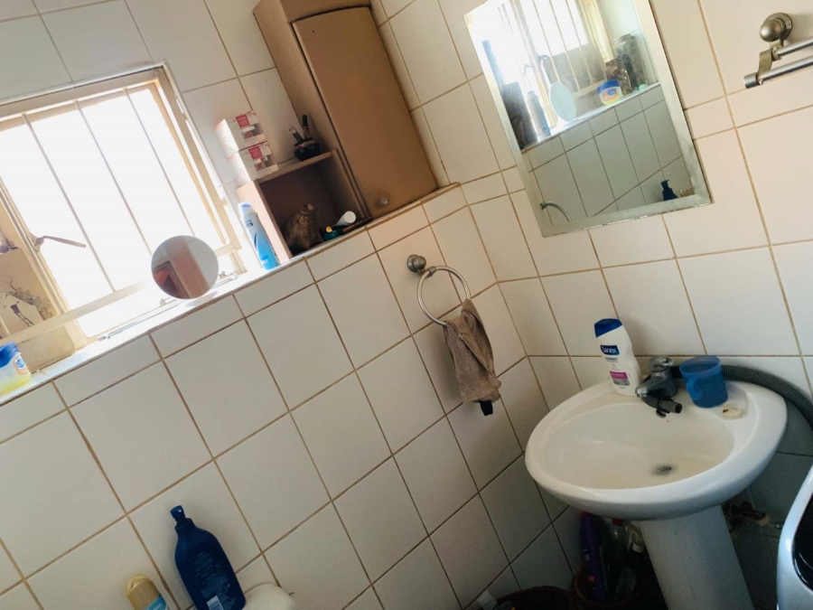 2 Bedroom Property for Sale in Sunnyside Gauteng