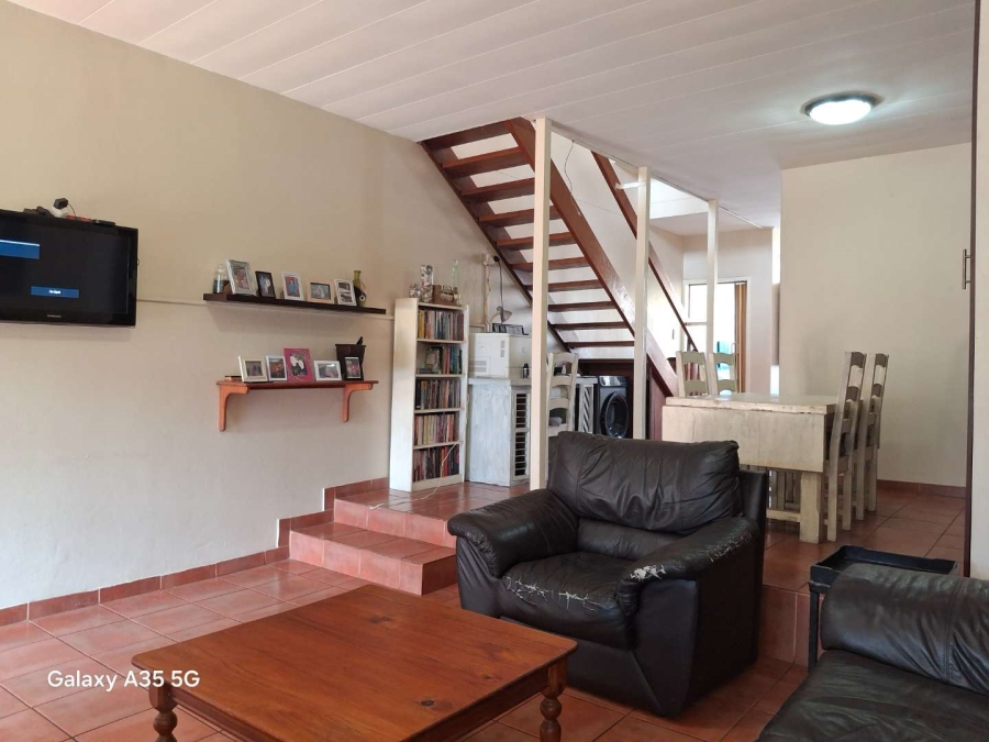To Let 3 Bedroom Property for Rent in Clubview Gauteng