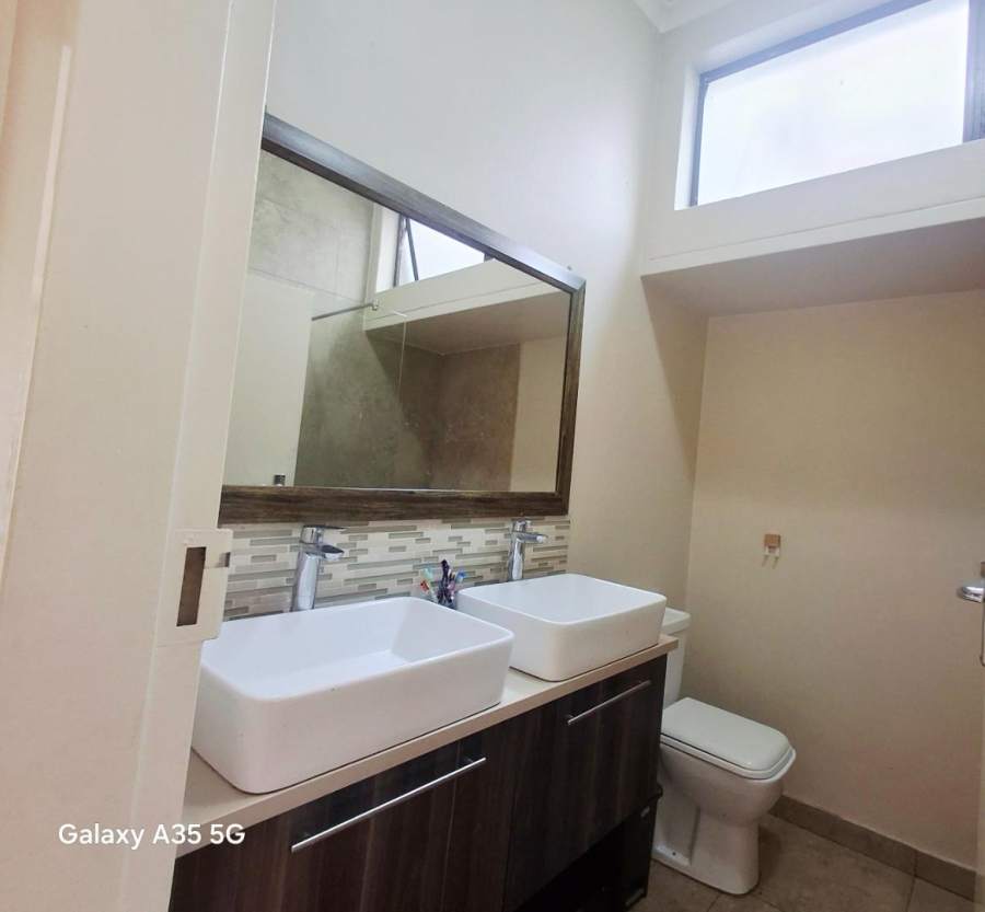 To Let 3 Bedroom Property for Rent in Clubview Gauteng