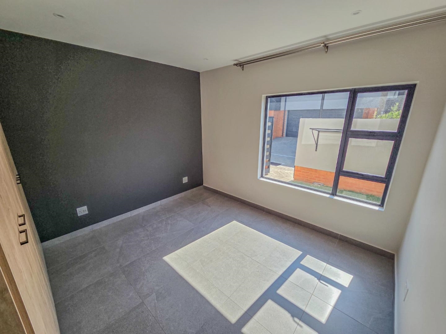 To Let 2 Bedroom Property for Rent in Equestria Gauteng