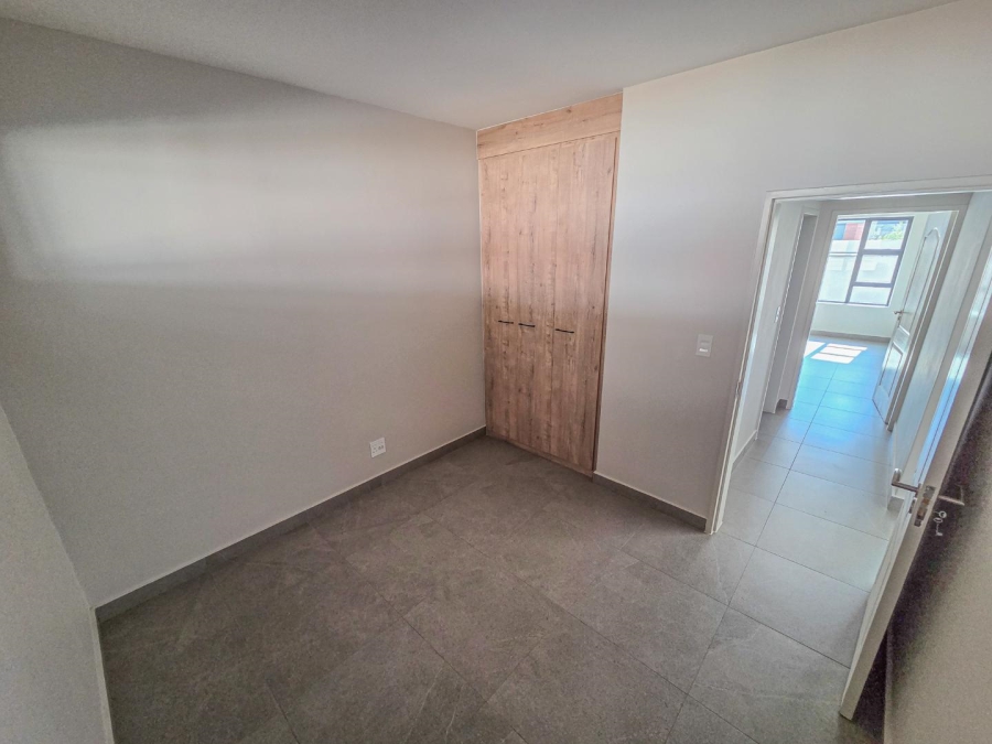 To Let 2 Bedroom Property for Rent in Equestria Gauteng