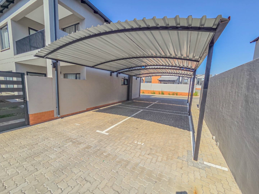 To Let 2 Bedroom Property for Rent in Equestria Gauteng
