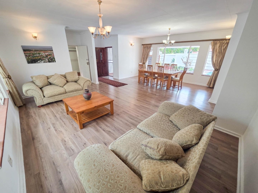 To Let 4 Bedroom Property for Rent in Brooklyn Gauteng