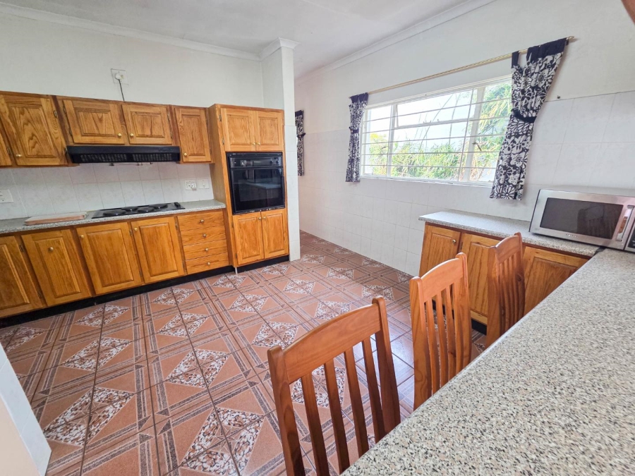 To Let 4 Bedroom Property for Rent in Brooklyn Gauteng