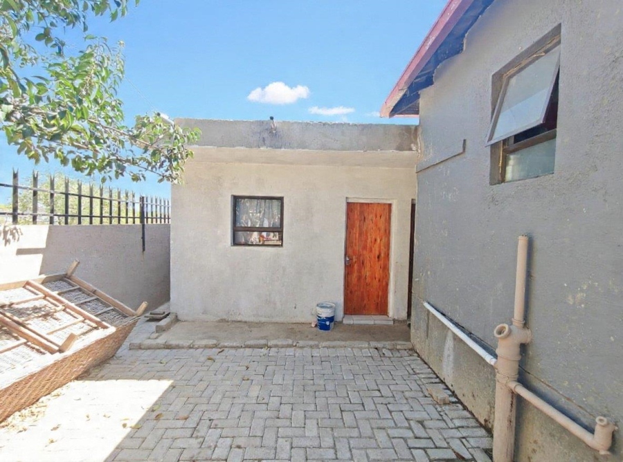 10 Bedroom Property for Sale in Cosmo City Gauteng