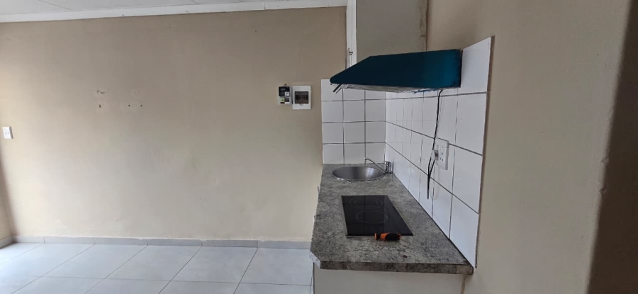 10 Bedroom Property for Sale in Cosmo City Gauteng