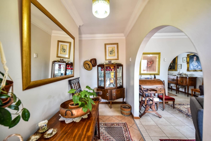 3 Bedroom Property for Sale in Garsfontein Gauteng