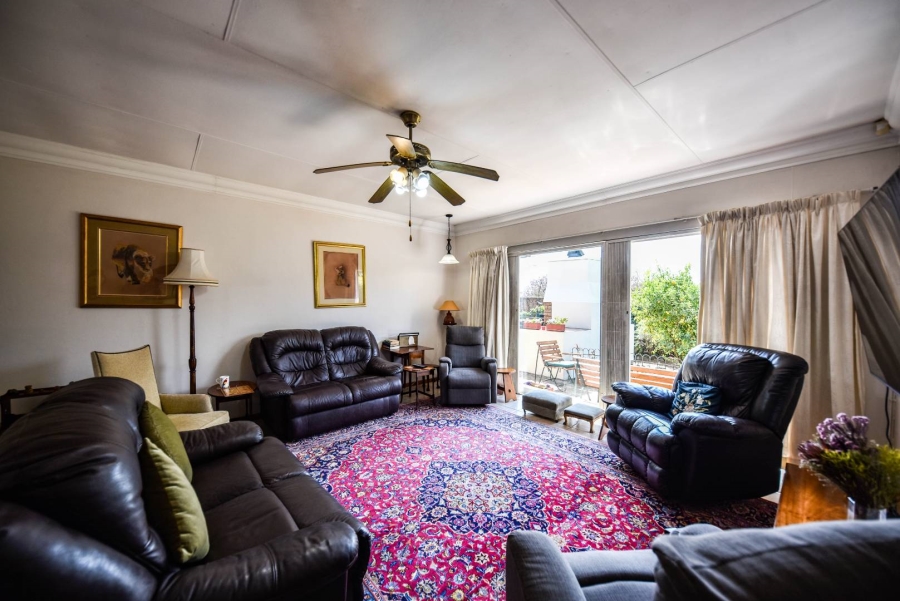 3 Bedroom Property for Sale in Garsfontein Gauteng