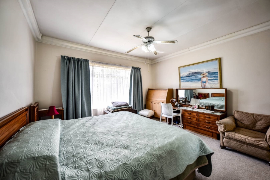 3 Bedroom Property for Sale in Garsfontein Gauteng