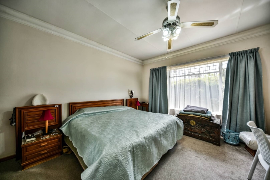 3 Bedroom Property for Sale in Garsfontein Gauteng