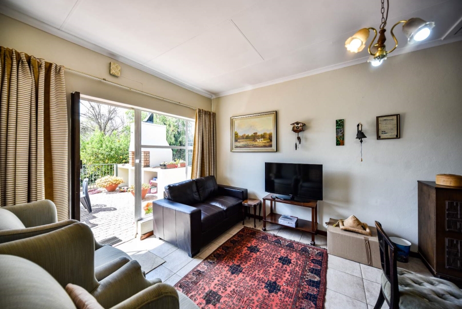 3 Bedroom Property for Sale in Garsfontein Gauteng