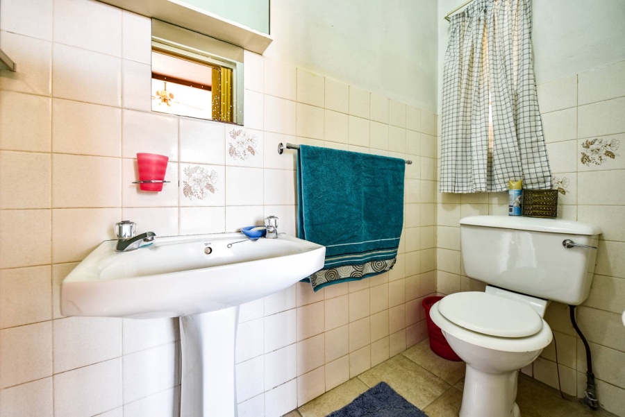 3 Bedroom Property for Sale in Garsfontein Gauteng