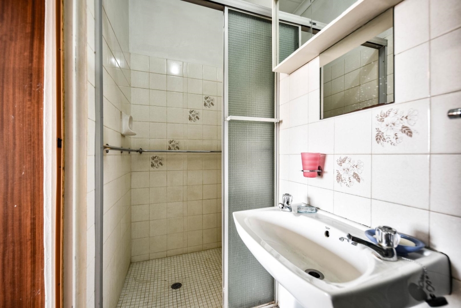 3 Bedroom Property for Sale in Garsfontein Gauteng