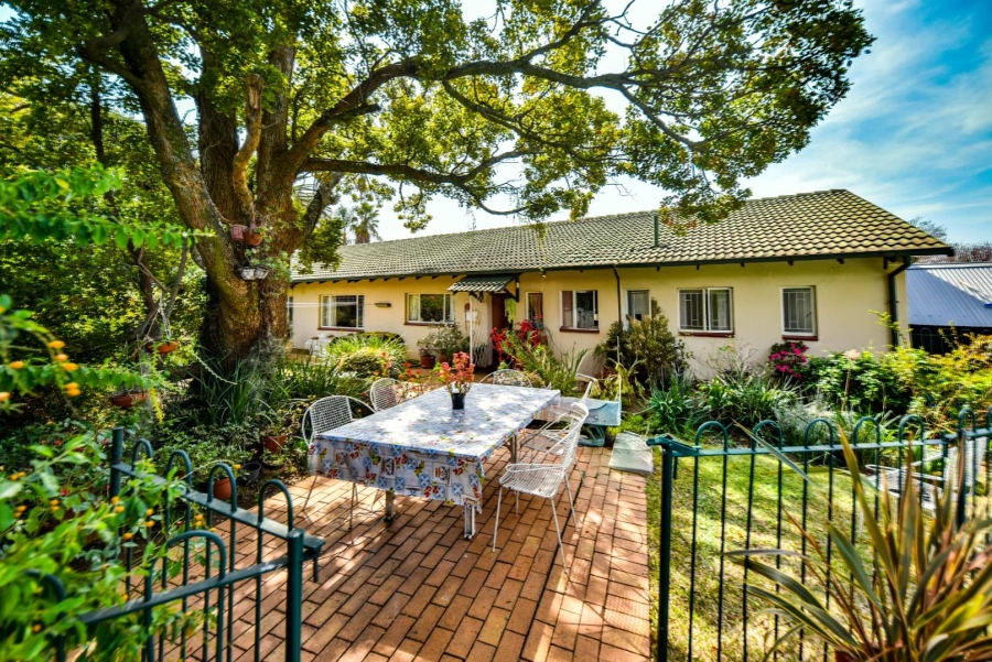 3 Bedroom Property for Sale in Garsfontein Gauteng