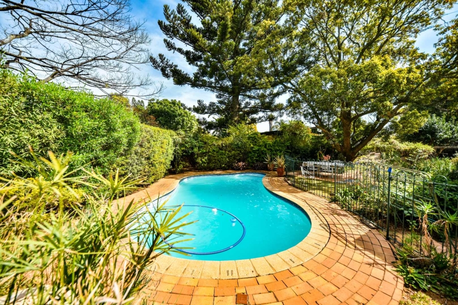3 Bedroom Property for Sale in Garsfontein Gauteng